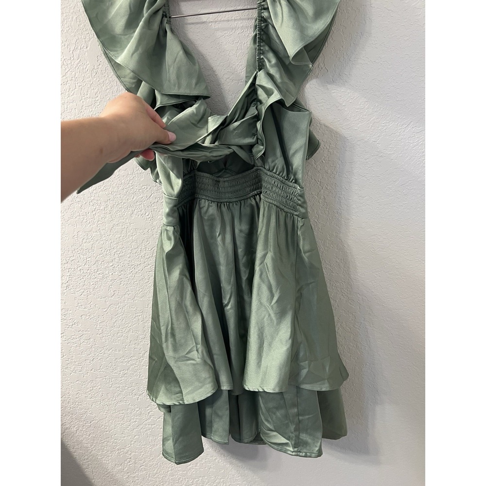 Green Satin Ruffle Romper Mini dress size M - Picture 2 of 6